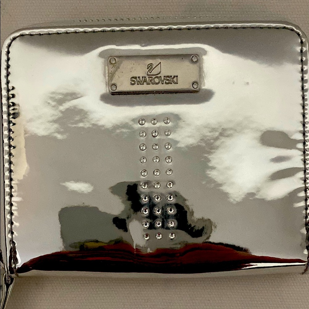 Swarovski Metallic Silver Walley - pre owned